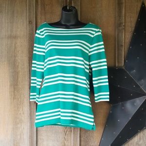 Old navy top size med.